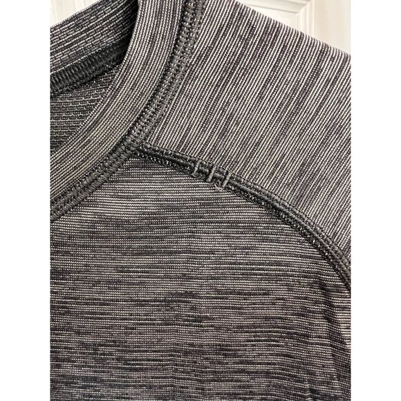 Lululemon Heathered Gray Long-Sleeve Performance Shirt With Raglan Sleeves & Cre - Picture 4 of 8